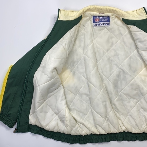 NFL Apex-One Vintage Green Bay Packers Spell Out Quilt Lined Jacket - Picture 7 of 10